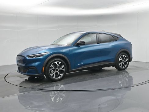 New 2026 Ford Mustang Mach-E Select RWD image 27