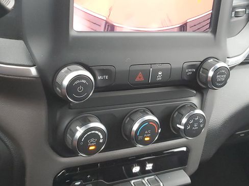 Certified 2024 RAM 2500 Big Horn image 23