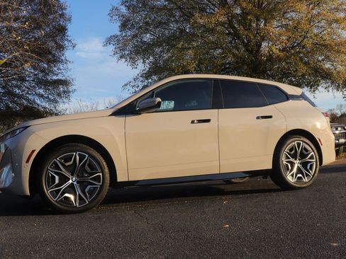 New 2026 BMW iX xDrive45 image 43