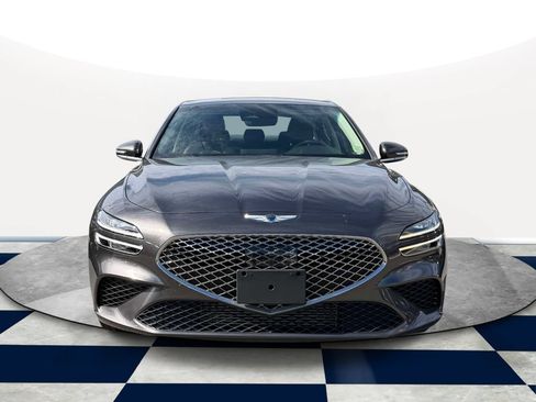 Certified 2022 Genesis G70 2.0T AWD/4WD image 2