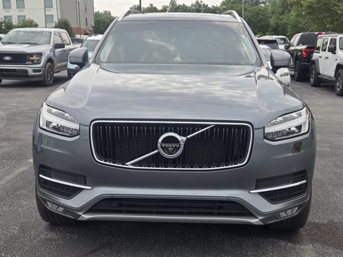 Used 2018 Volvo XC90 T5 Momentum w/ Convenience Package FWD image 2