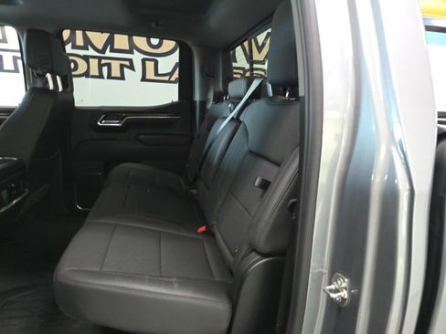 Used 2025 GMC Sierra 1500 Elevation w/ Elevation Premium Package image 10
