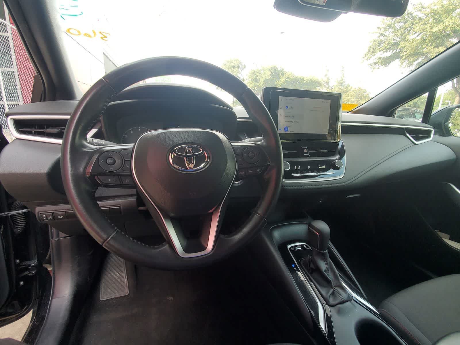 Used 2025 Toyota Corolla SE FWD image 13