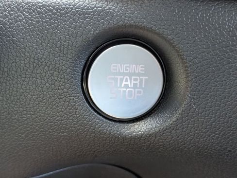 New 2026 Kia Sorento LX FWD image 25