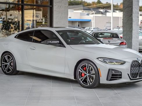 Used 2021 BMW 440i xDrive Coupe w/ Premium Package image 4