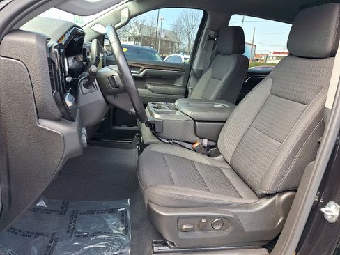 Used 2023 Chevrolet Silverado 1500 RST w/ Z71 Off-Road Package image 14