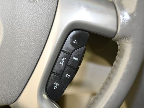 Used 2013 Chevrolet Suburban LTZ image 22