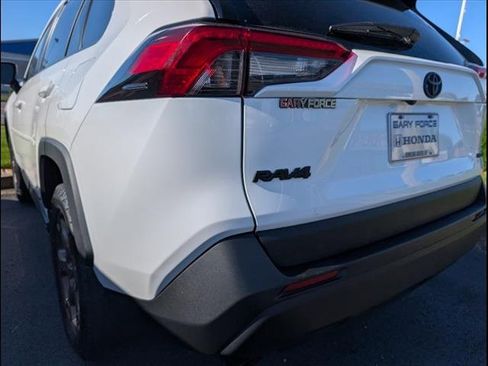 Used 2023 Toyota RAV4 AWD Hybrid image 18