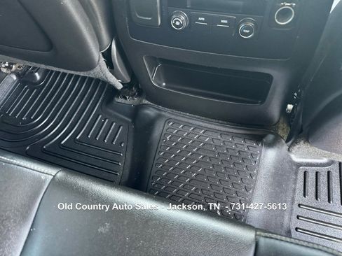 Used 2015 Chevrolet Tahoe LT RWD image 18