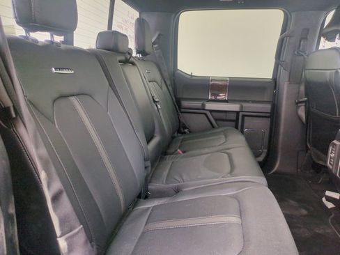 Used 2015 Ford F150 Platinum w/ Equipment Group 701A Luxury AWD/4WD image 23