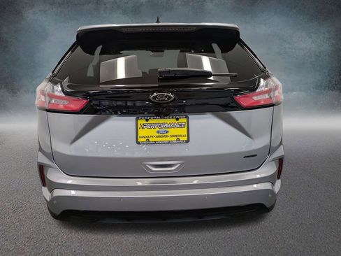 Used 2022 Ford Edge SE w/ Black Appearance Package AWD/4WD image 5