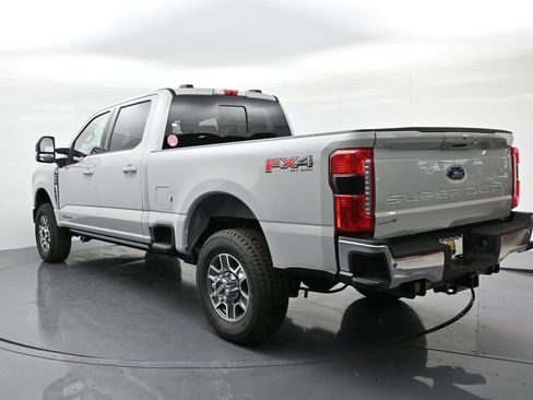New 2025 Ford F350 Lariat w/ Lariat Ultimate Package image 8