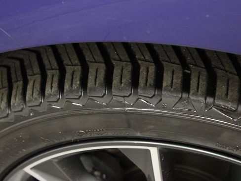 Used 2016 Toyota Camry XSE image 11