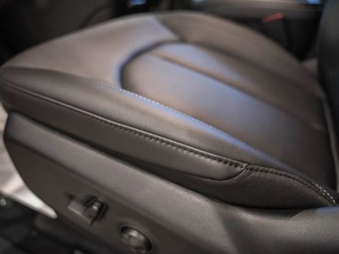 New 2026 Chrysler Pacifica Select image 31