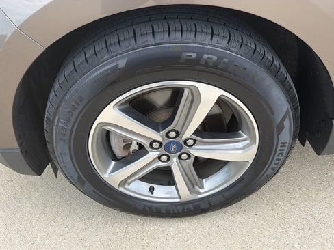 Used 2019 Ford Edge SEL w/ Equipment Group 201A AWD/4WD image 32