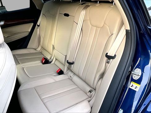 Used 2021 Audi Q5 2.0T Premium Plus AWD/4WD image 38