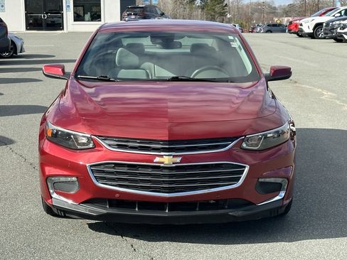 Used 2017 Chevrolet Malibu LT w/ Driver Confidence Package image 11