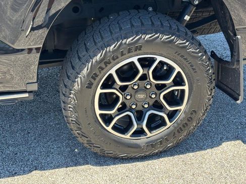 Used 2023 Ford F150 Lariat w/ Equipment Group 502A High AWD/4WD image 9