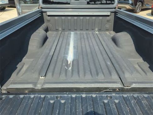 Used 2021 Nissan Frontier SV image 33