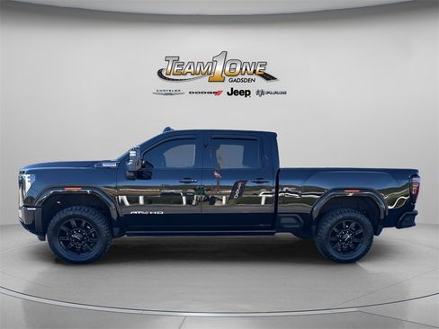 Used 2024 GMC Sierra 2500 AT4 w/ AT4 Premium Plus Package image 5