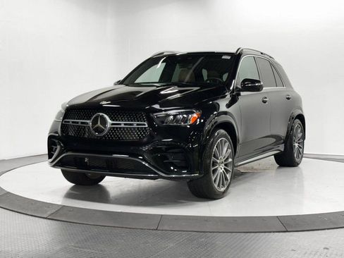 Used 2024 Mercedes-Benz GLE 580 4MATIC image 3