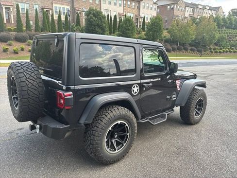 Used 2019 Jeep Wrangler Sport AWD/4WD image 7