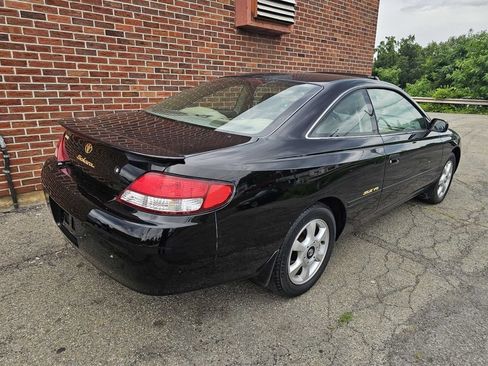 Used 1999 Toyota Solara SLE w/ Sport Pkg FWD image 2