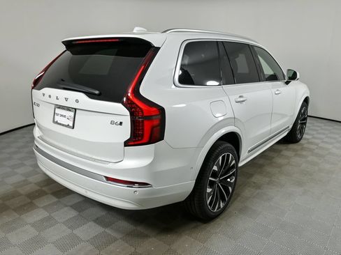 New 2026 Volvo XC90 B6 Plus w/ Protection Package Premier AWD/4WD image 29
