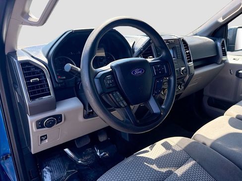 Used 2018 Ford F150 XLT AWD/4WD image 5