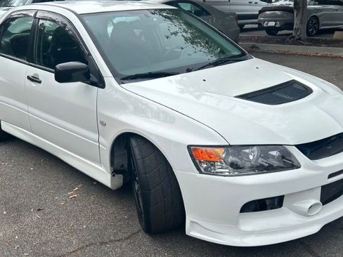 Used 2006 Mitsubishi Lancer Evolution RS AWD/4WD image 3
