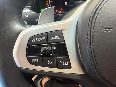 Used 2023 BMW M550i xDrive w/ Premium Enhanced Package image 43