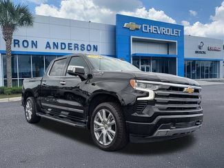 Used 2024 Chevrolet Silverado 1500 High Country w/ High Country Premium Package AWD/4WD video 1