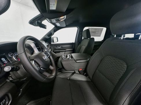 New 2026 RAM 1500 Express AWD/4WD image 19