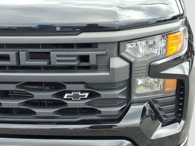 Used 2026 Chevrolet Silverado 1500 Custom w/ Turbomax Blackout Package AWD/4WD image 9