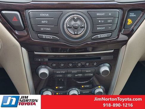 Used 2015 Nissan Pathfinder SL w/ Trailer Tow Package FWD image 20