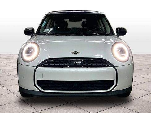 Certified 2025 MINI Cooper 2-Door Hardtop image 3