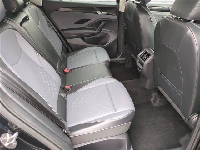 Used 2026 Volkswagen Tiguan SE FWD image 18