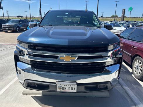 Used 2020 Chevrolet Silverado 1500 LT w/ Texas Edition RWD image 2