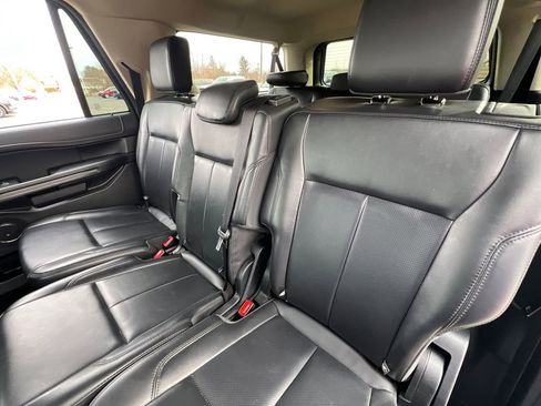 Used 2024 Ford Expedition Max XLT image 30
