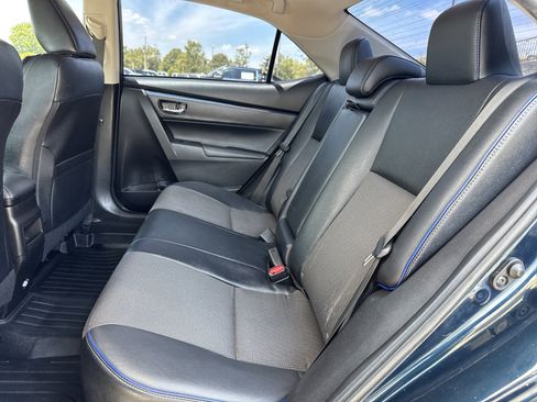 Used 2019 Toyota Corolla SE w/ SE Premium Package FWD image 29