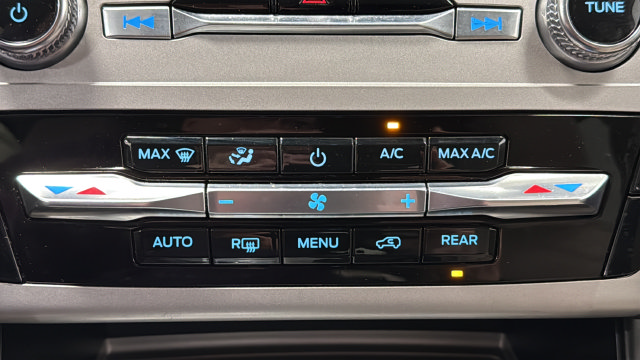 Used 2023 Ford Explorer XLT w/ Equipment Group 202A AWD/4WD image 35