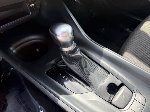 Used 2018 Toyota C-HR XLE image 21