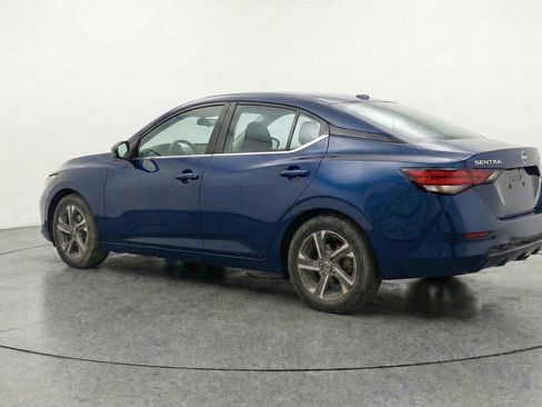Used 2025 Nissan Sentra SV FWD image 6