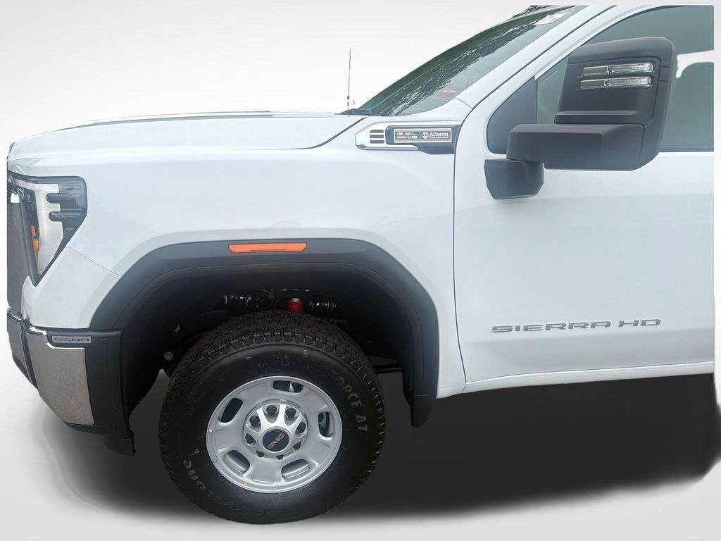 New 2026 GMC Sierra 2500 Pro w/ X31 Off-Road Package AWD/4WD image 21