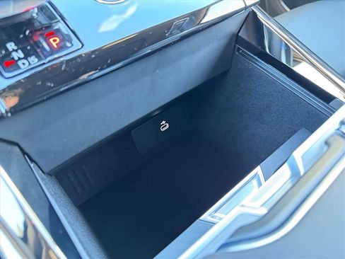 New 2026 Land Rover Range Rover Sport SE image 23