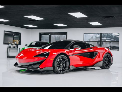 Used 2019 McLaren 600LT RWD image 2