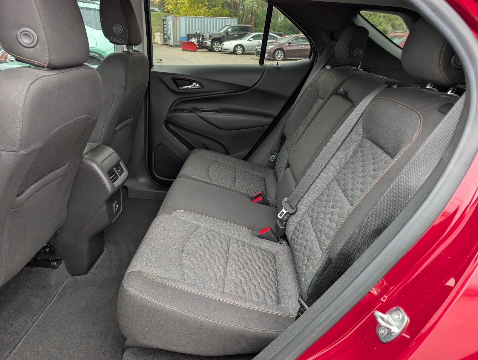 Used 2020 Chevrolet Equinox LT AWD/4WD image 16