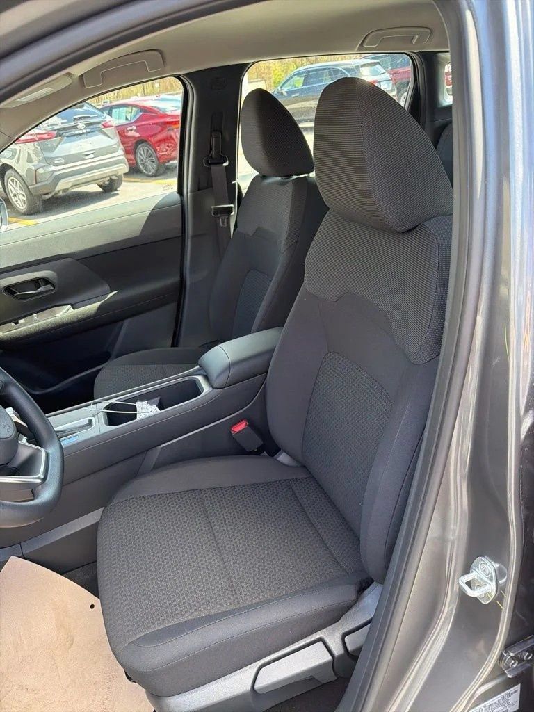 Used 2026 Nissan Kicks S w/ Charging Package FWD image 22