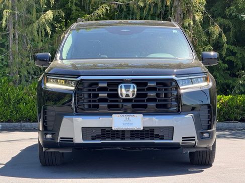 Certified 2026 Honda Pilot Touring image 38