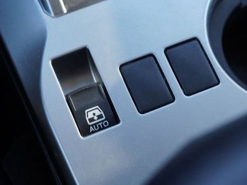 Used 2016 Toyota 4Runner SR5 image 37